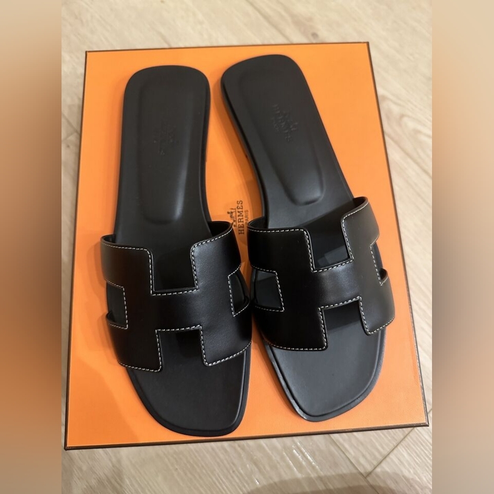 Hermès Oran sandal size 39